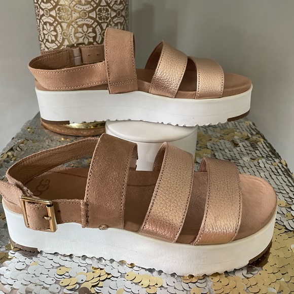 UGG Shoes - Ugg Braelynn